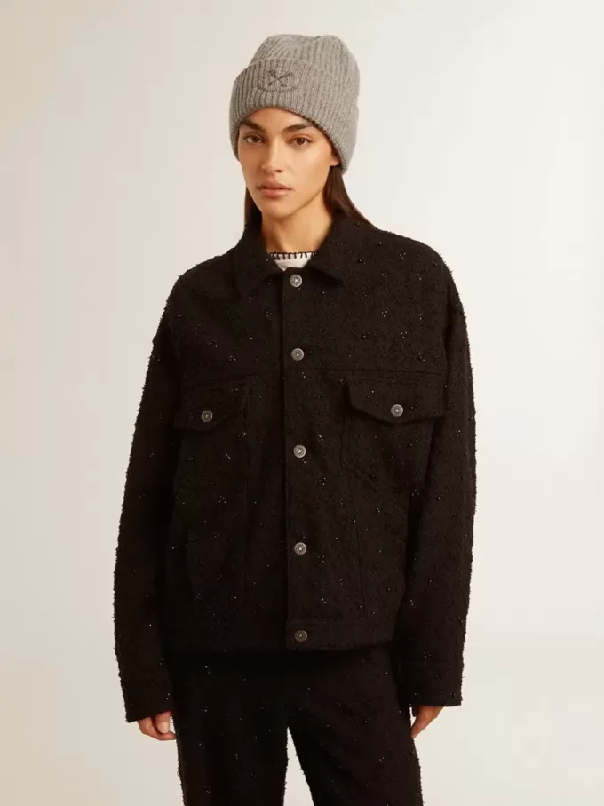 Chaqueta vaquera negra para mujer con bordados