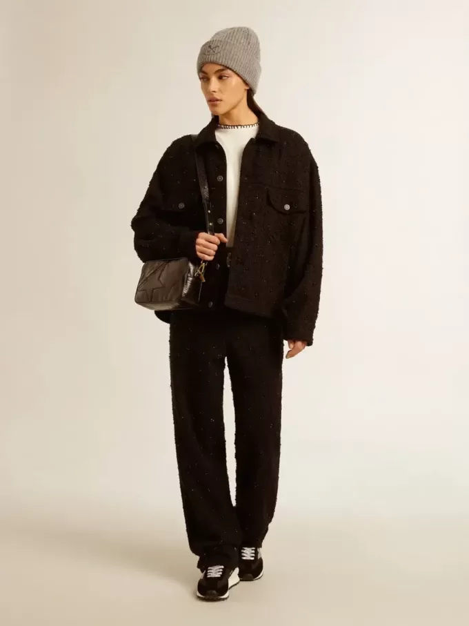 Chaqueta vaquera negra para mujer con bordados