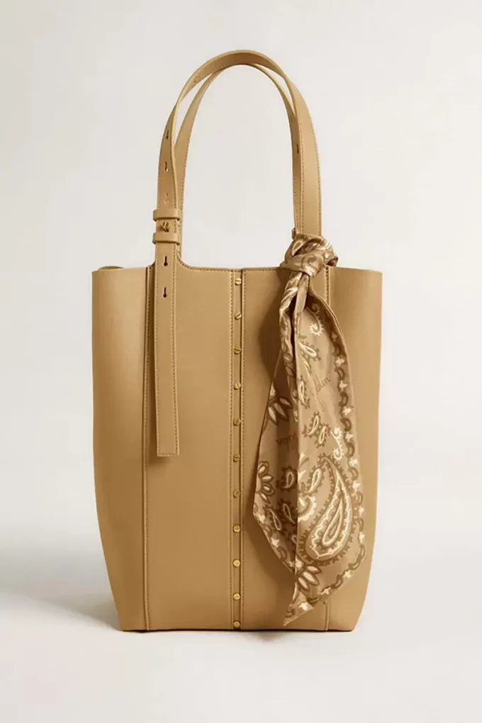 Cinta de sarga de seda gris paloma con estampado de cachemira