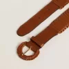 Cinturón de mujer en piel marrón tejida