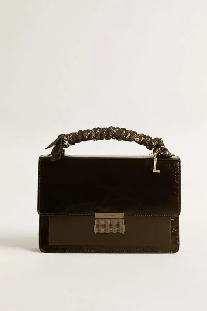 Colgante con la letra L en latón dorado con cristales Colgante con la letra L en latón dorado con cristales