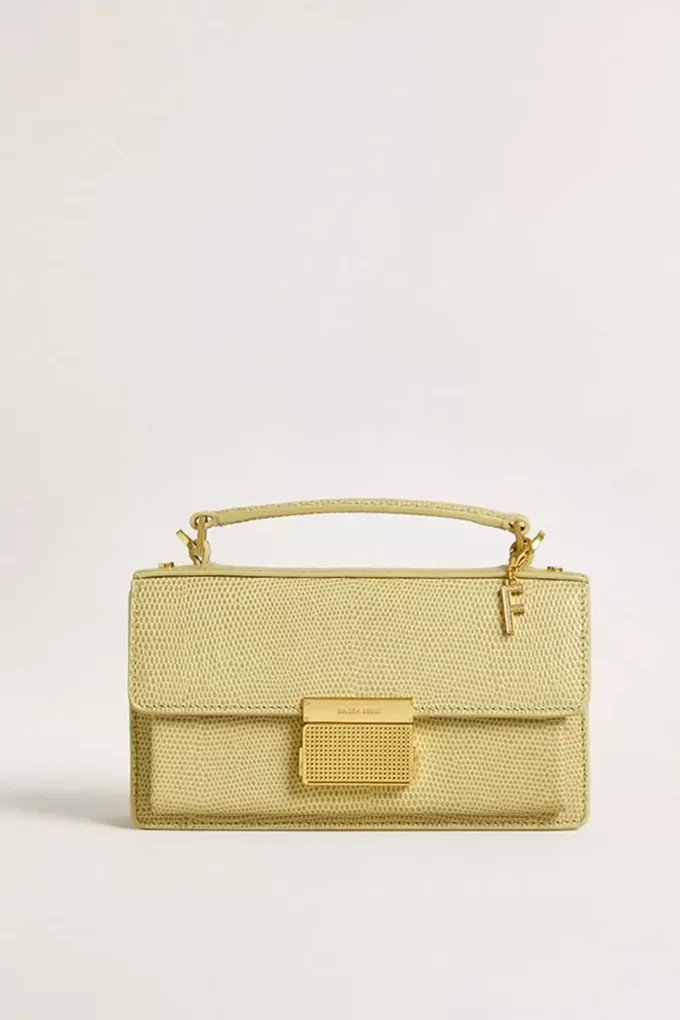 Colgante con letra F en latón dorado con cristales Colgante con letra F en latón dorado con cristales