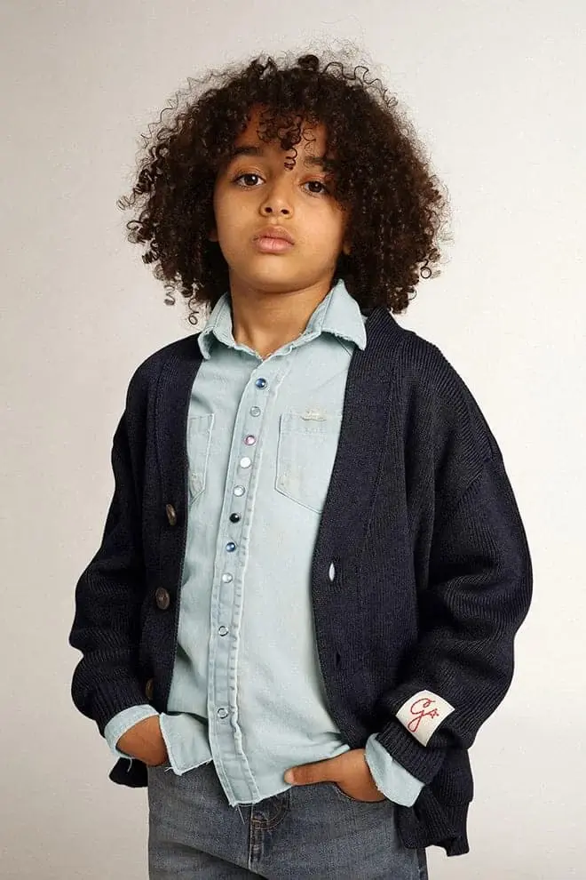 Cárdigan de algodón azul oscuro con logotipo en la espalda Cárdigan de algodón azul oscuro con logotipo en la espalda