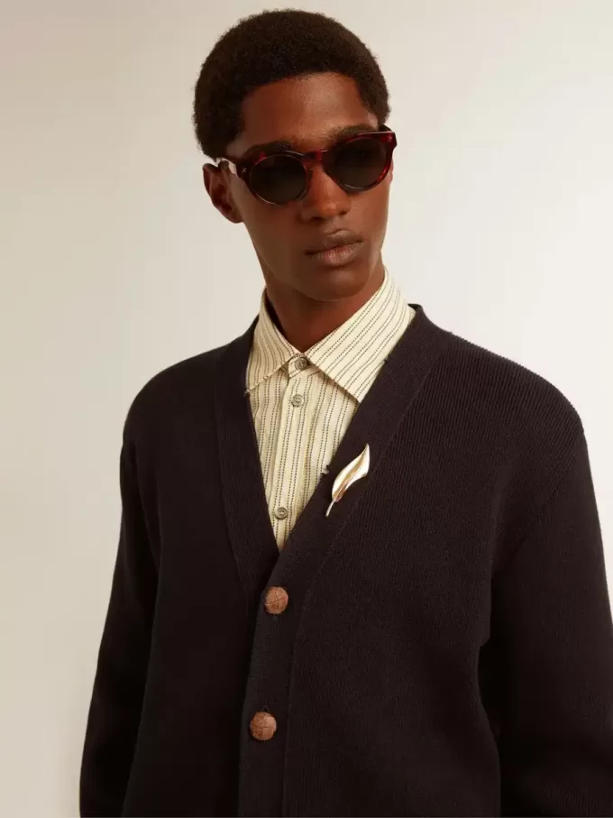 Cárdigan Golden Collection en algodón azul oscuro con acabado desgastado