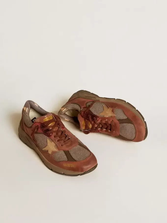 Dad-Star para hombre en nobuk con estrella de cuero dorado y lengüeta de ante en el talón