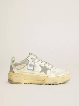 Forty2 para mujer en piel blanca con cordones con cristales Swarovski y estrella gris