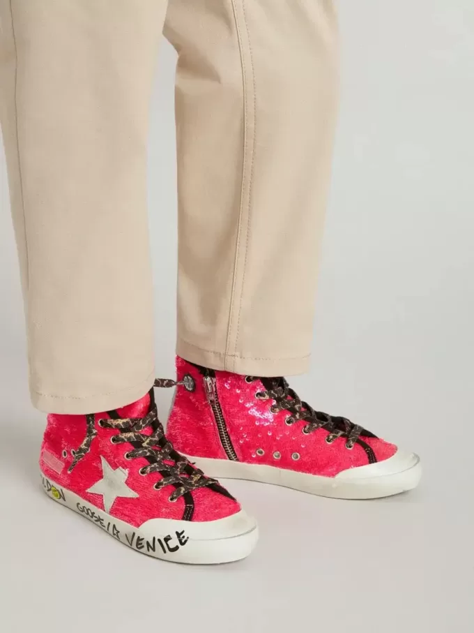 Francy Junior con lentejuelas, estrella de ante gris hielo y cordones con estampado animal