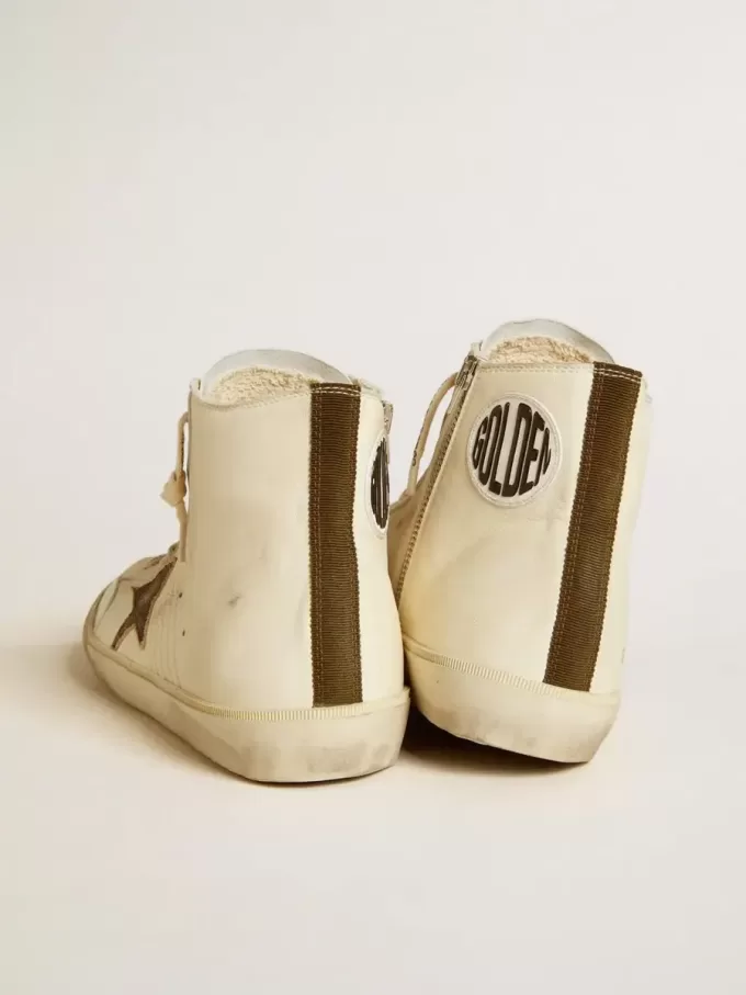 Francy Penstar en napa con estrella de ante negro y lengüeta de algodón en el talón Francy Penstar en napa con estrella de ante negro y lengüeta de algodón en el talón