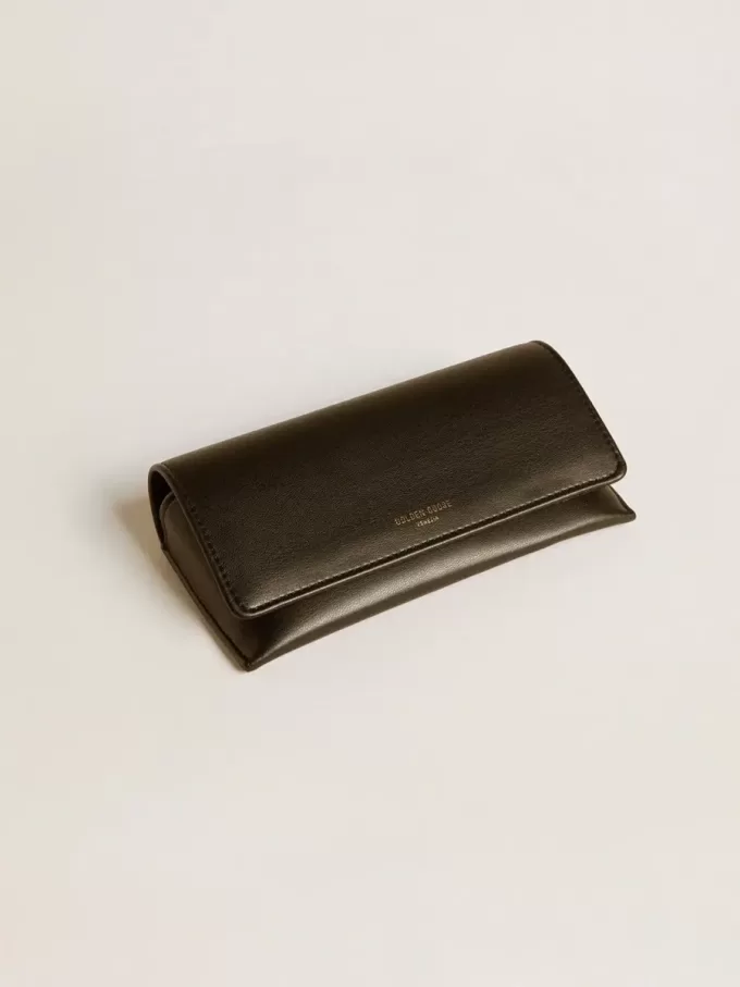 Gafas de sol estilo aviador con montura dorada y lentes verdes