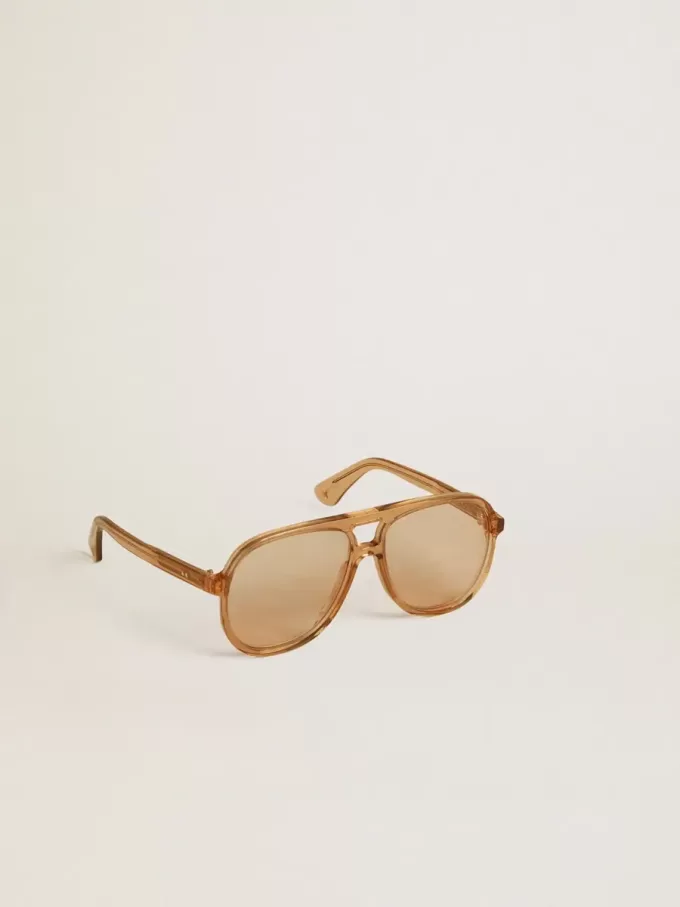 Gafas de sol estilo aviador con montura y lentes color miel