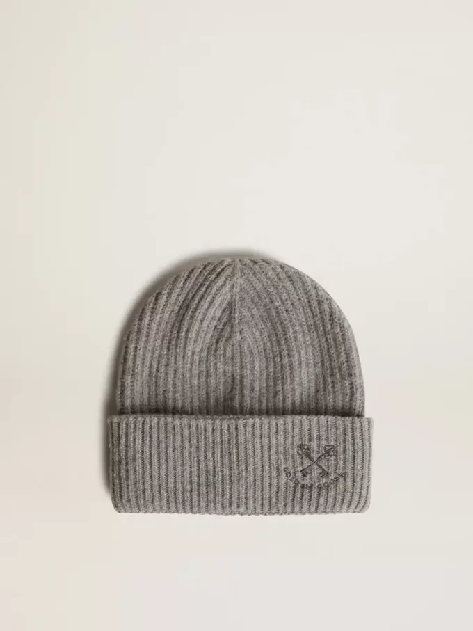Gorro de lana gris acanalado