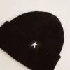 Gorro de lana negro con estrella blanca