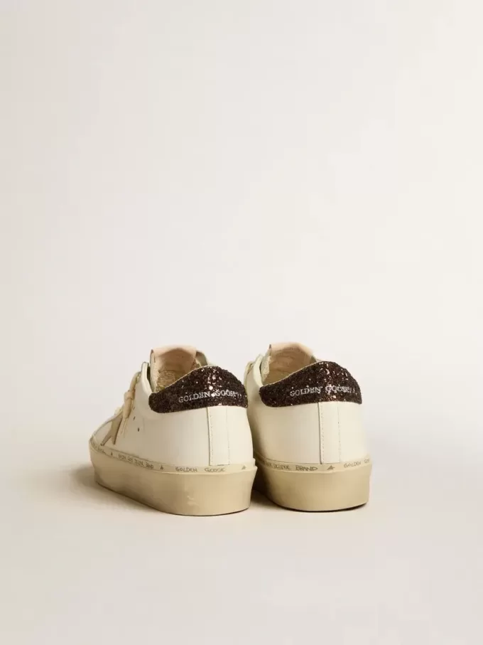 Hi Star con estrella de cuero metalizado platino y lengüeta con purpurina en el talón