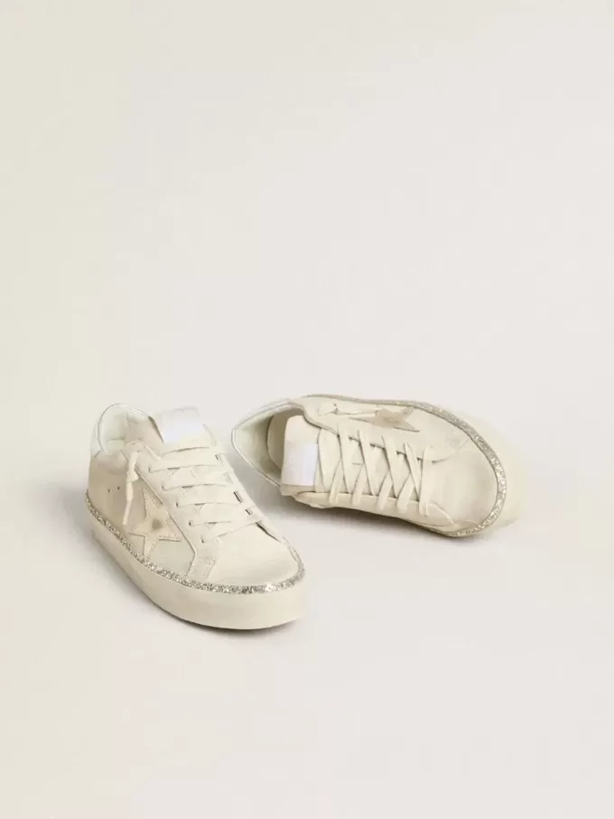 Hi Star en ante con estrella y lengüeta en el talón de piel metalizada plateada Hi Star en ante con estrella y lengüeta en el talón de piel metalizada plateada