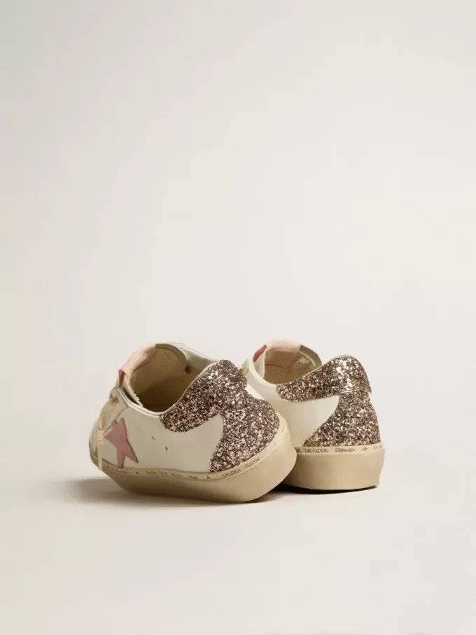 Hi Star en piel blanca con estrella de ante rosa y lengüeta del talón con purpurina rosa