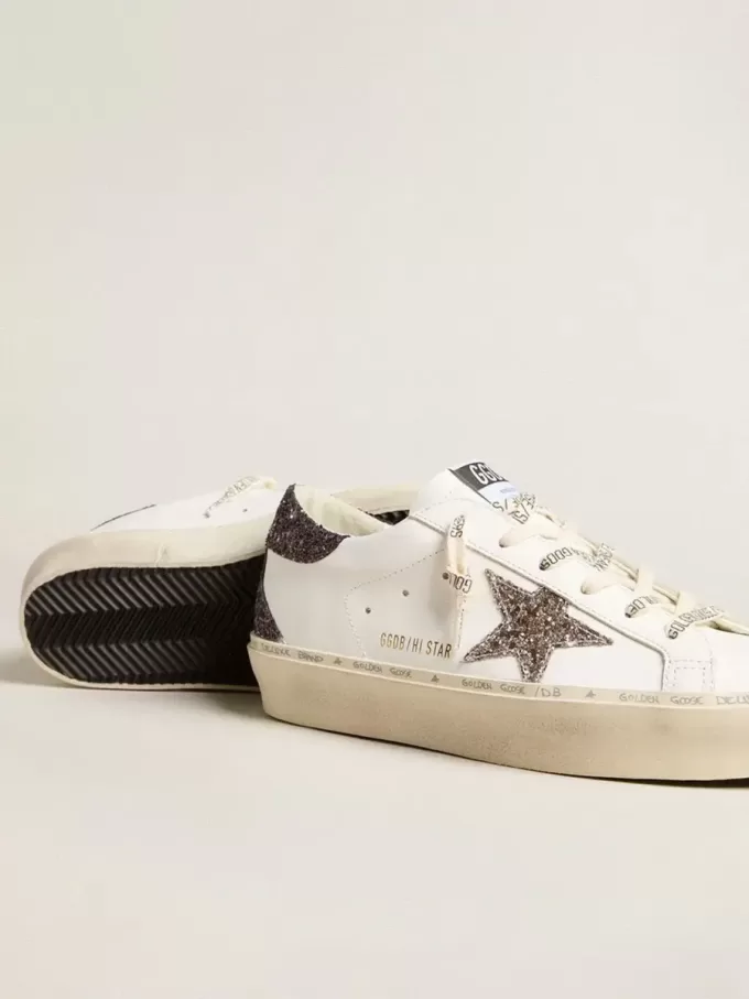 Hi Star para mujer con estrella plateada brillante y lengüeta trasera roja rubí brillante