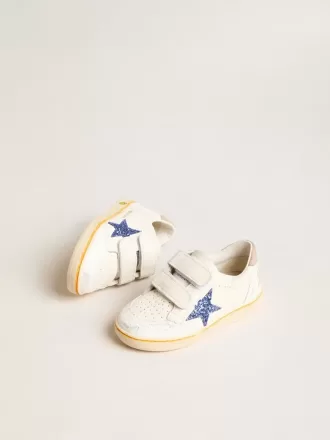 Junior Ball Star con estrella azul brillante y lengüeta trasera de ante beige