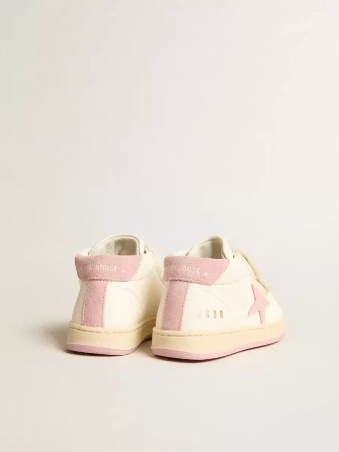 Junior June en napa con estrella y lengüeta en el talón de ante rosa antiguo Junior June en napa con estrella y lengüeta en el talón de ante rosa antiguo