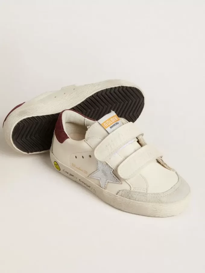 Junior Old School con estrella de cuero metalizado plateado y lengüeta del talón de ante morado Junior Old School con estrella de cuero metalizado plateado y lengüeta del talón de ante morado