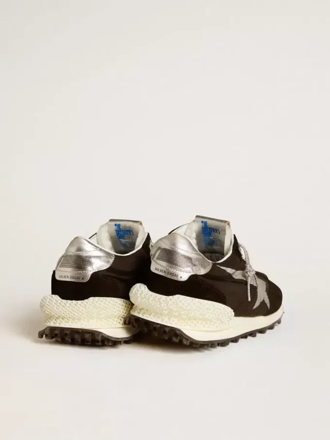 Marathon para hombre con parte superior de nailon ripstop negro y estrella plateada