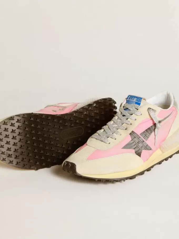 Marathon para mujer en nailon rosa y ante beige con estrella estampada en negro