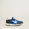 Marathon Young en nailon azul con estrella estampada y lengüeta de cuero en el talón