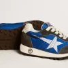 Marathon Young en nailon azul con estrella estampada y lengüeta de cuero en el talón