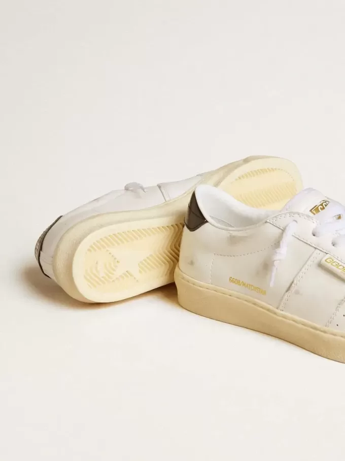 Matchstar para mujer en piel blanca con lengüeta del talón en piel azul oscuro