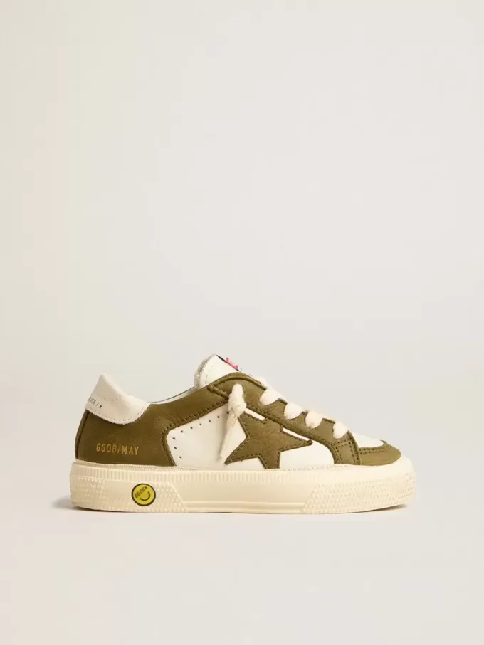 May Teen en cuero blanco y verde militar