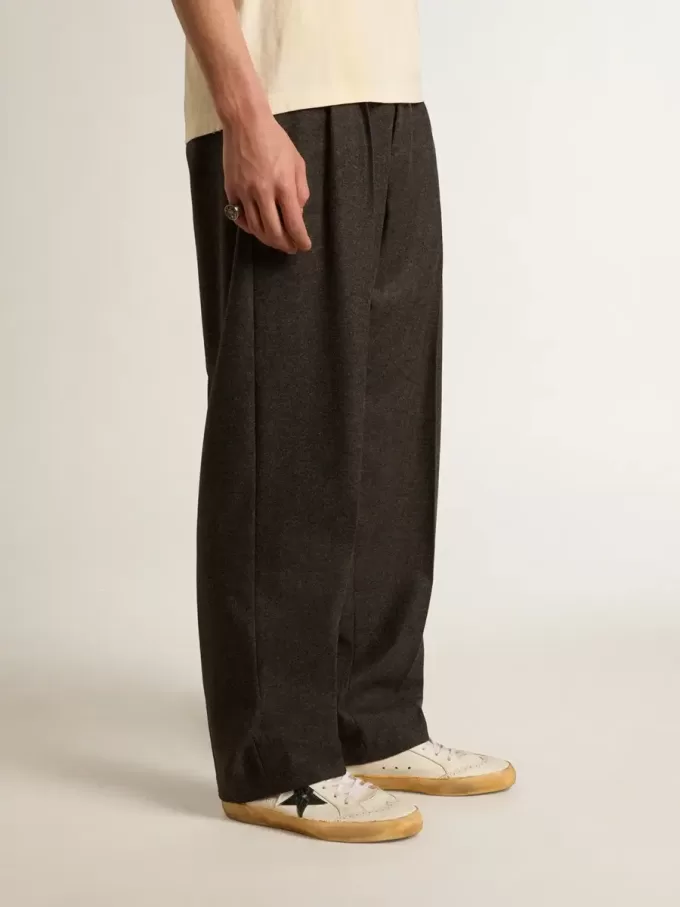 Mid Star con estrella de piel metalizada verde y destello blanco