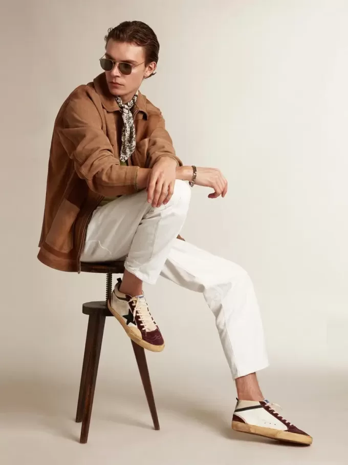 Mid Star en napa con estrella de ante negro e inserciones en color vino Mid Star en napa con estrella de ante negro e inserciones en color vino