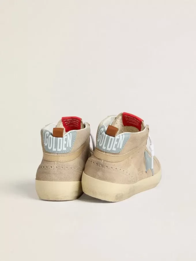 Mid Star para hombre en ante beige con estrella y lengüeta en el talón de piel azul claro