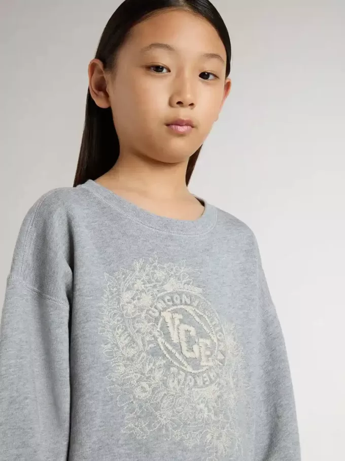 Mini vestido gris y blanco para niña