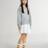 Mini vestido gris y blanco para niña