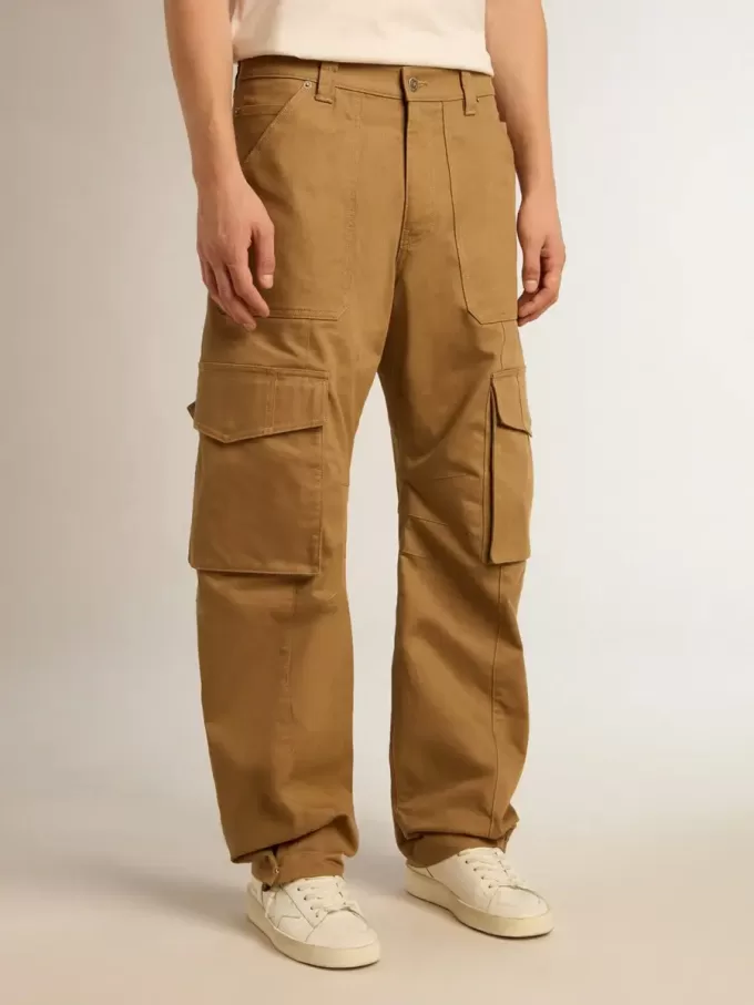 Pantalones cargo beige caqui