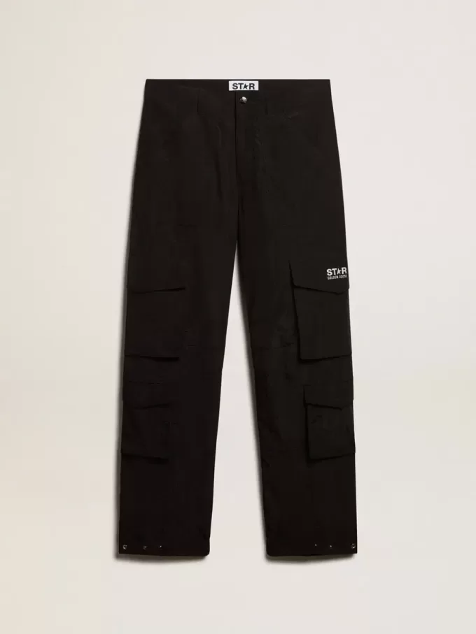 Pantalones cargo de nailon ripstop de color negro