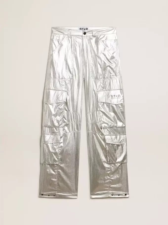 Pantalones cargo en tejido técnico plateado