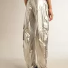 Pantalones cargo para mujer en tejido técnico plateado
