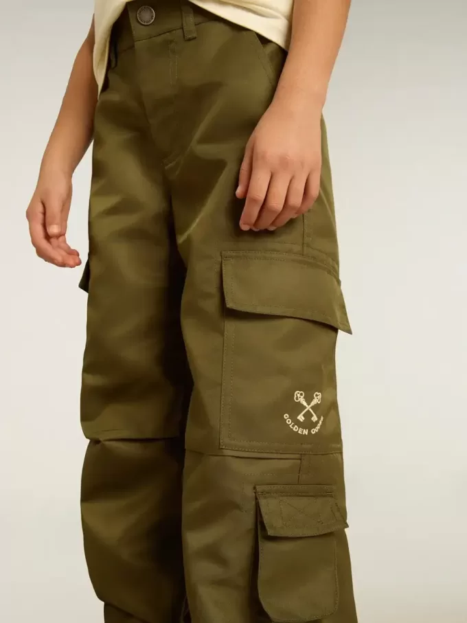 Pantalones cargo para niños en verde militar