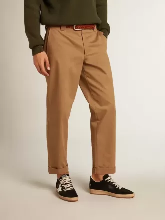Pantalones chinos beige caqui de la colección Golden