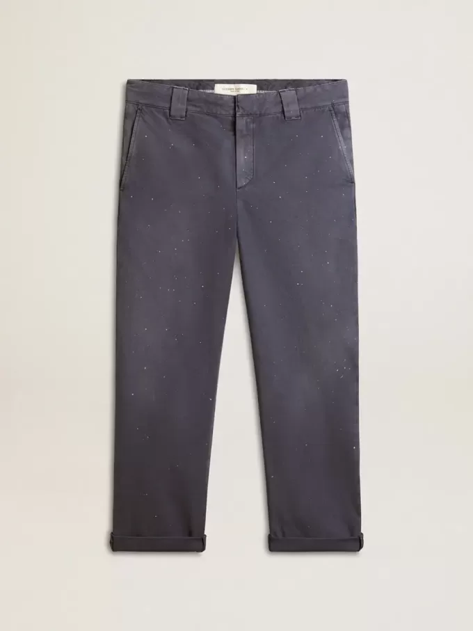 Pantalones chinos de hombre en azul con efecto desgastado