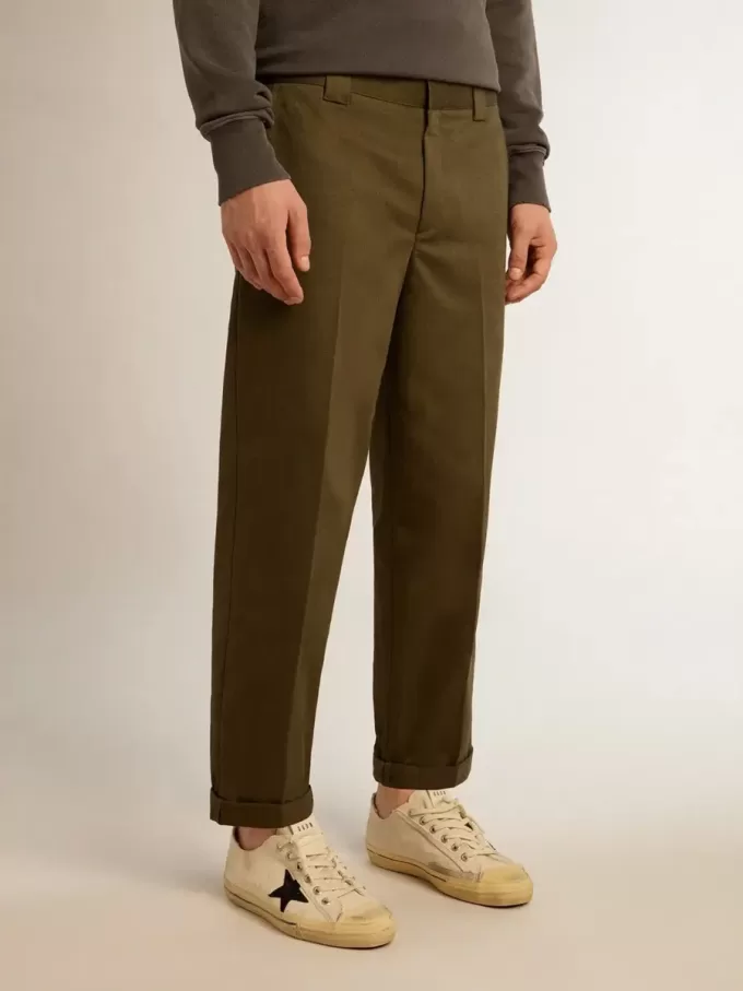Pantalones chinos Golden Collection en verde militar