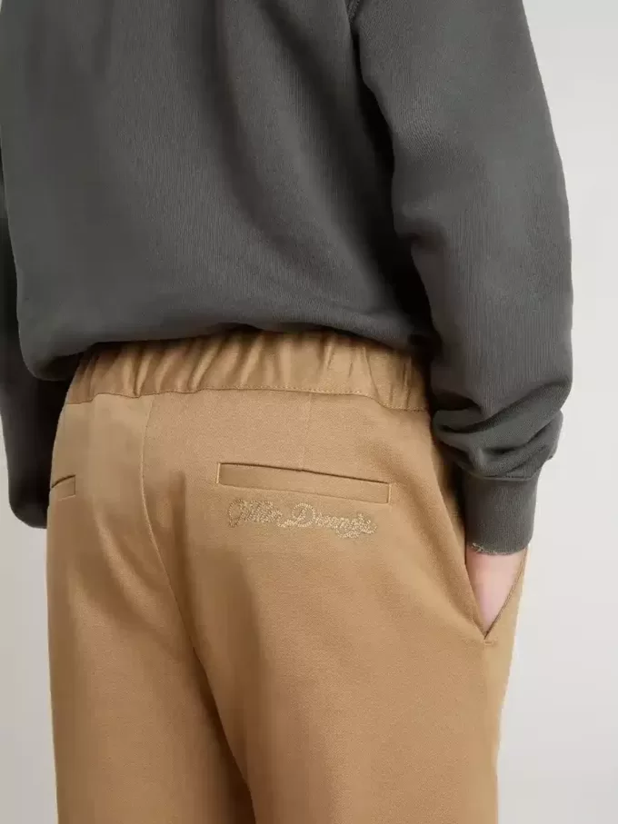 Pantalones chinos para niño en algodón color tabaco Pantalones chinos para niño en algodón color tabaco