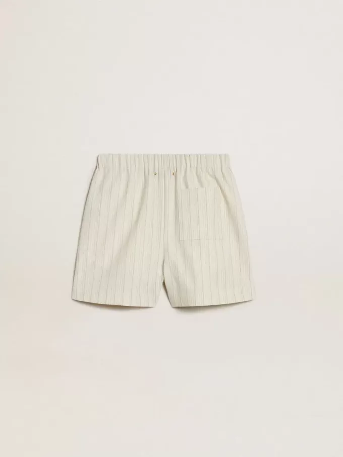 Pantalones cortos de mujer de mezcla de lana a rayas blancas y grises Pantalones cortos de mujer de mezcla de lana a rayas blancas y grises