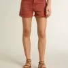 Pantalones cortos de mujer en denim rojo ladrillo con bordado Golden Mediterraneo