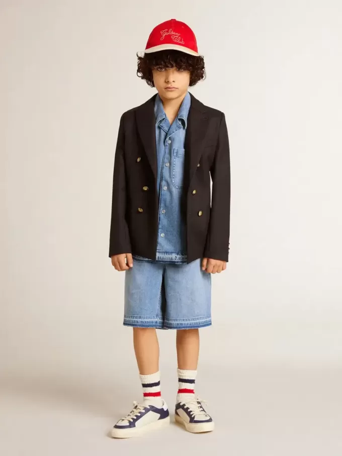 Pantalones cortos vaqueros para niño con bordado en la parte trasera