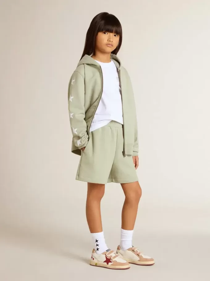 Pantalones cortos verde claro con estrella blanca