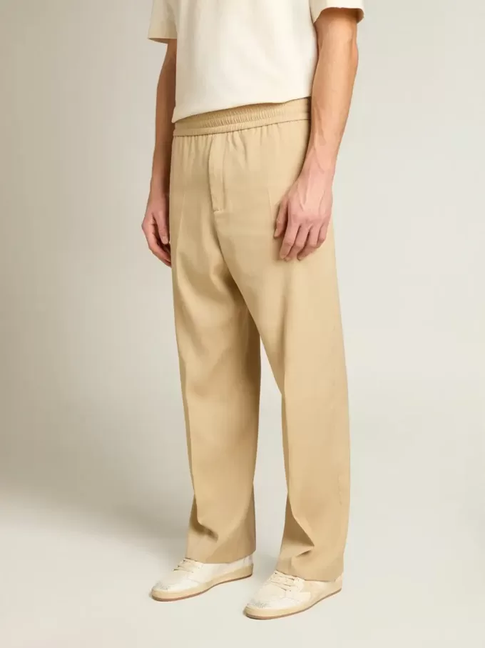 Pantalones de chándal para hombre color arena con bolsillo trasero