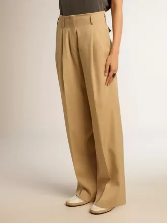 Pantalones de gabardina de lana para mujer en color arena