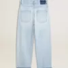 Pantalones de hombre en denim con efecto desgastado Pantalones de hombre en denim con efecto desgastado